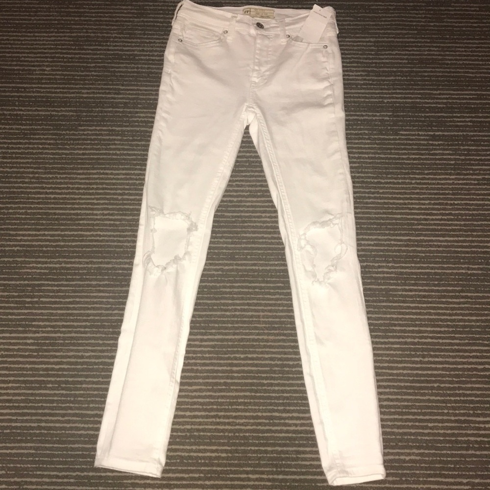 Free People High Rise Distressed Skinny Jeans 24